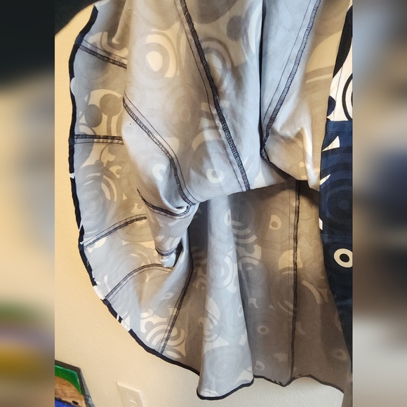 Elegant Navy and White A-Line Skirt - Picture 4 of 8